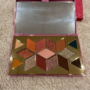 NWT pur x barbie endless possibilities eye shadow palette